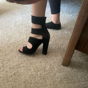 Black Steve Madden Heels